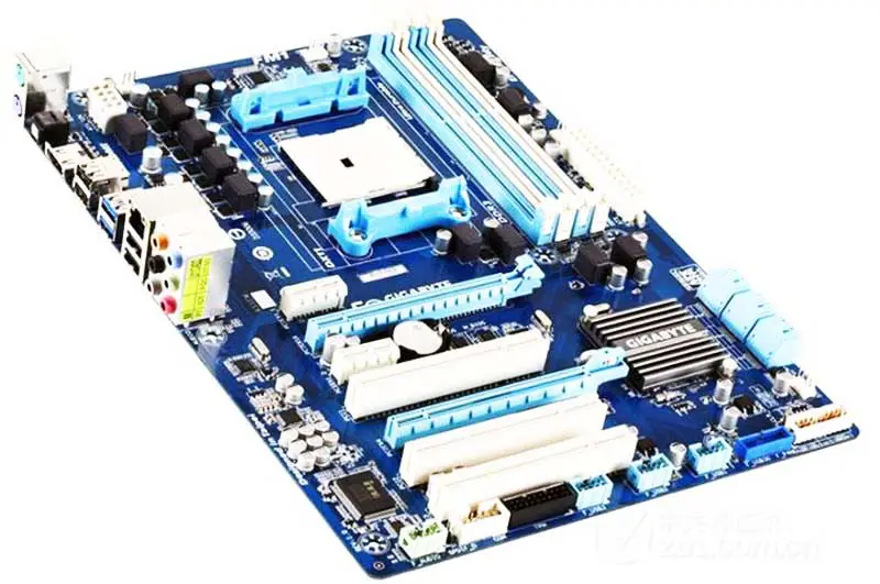 Základní deska pro Gigabyte A75-ds3p Amd641