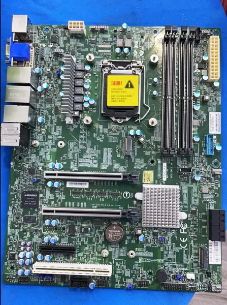 X12sca-f pro základní desku Supermicro s jednou paticí Lga-1200 10. generace Core I9 I7 I5 I3 Ddr4 Sata3 (6 Gb/s) Dp Port