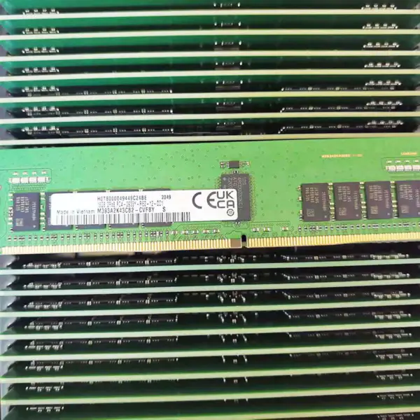 M393a2k43cb2-cvf pro serverovou paměť Samsung 16g 2rx8 Pc4-2933y Reg Ecc Ddr4
