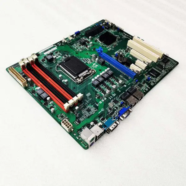 P8b-x pro serverovou jednokanálovou základní desku Asus 1155-pin Podporuje E3 1230 V2