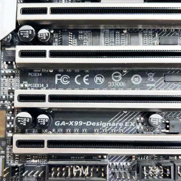 Základní deska Gigabyte GA-x99-designare Ex