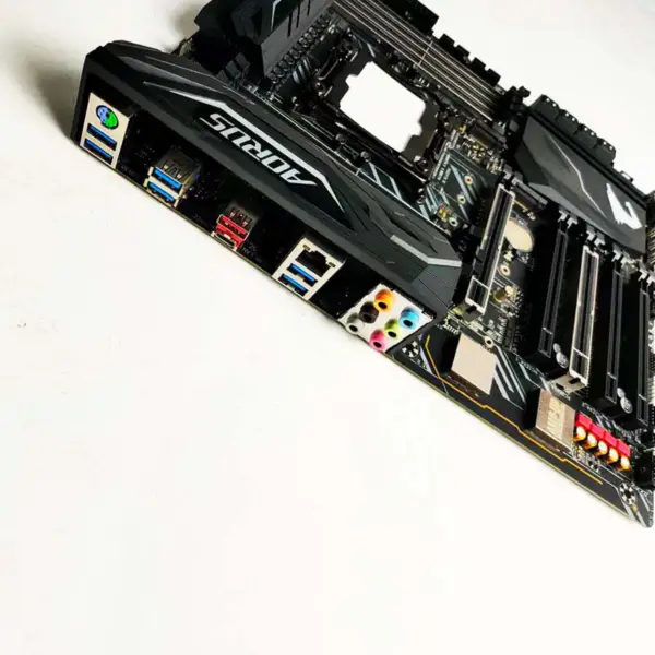 X299 Aorus Gaming 3 Pro Gigabyte Podpora procesorů Core X-series Ddr4 Lga2066 256gb Atx Základní deska