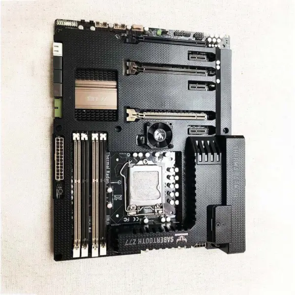 Tuf Sabertooth Z77 pro základní desku Asus Atx Z77 Lga 1155 Podporuje Core I7/i5/i3 Fast Shi