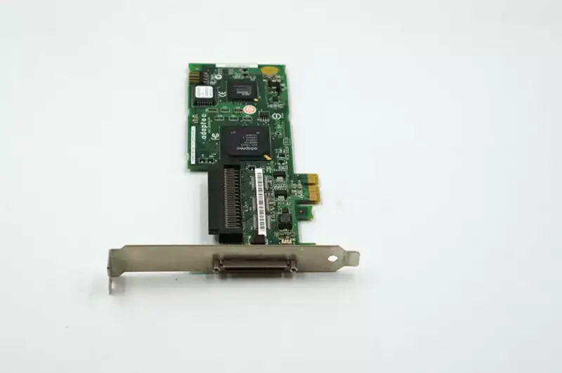 Průmyslová základní deska Adaptec ASC-29320LPE SCSI Low Profile Card