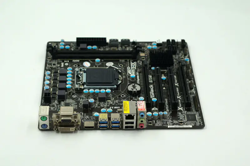 Základní deska Asrock B75M B75 LGA 1155 Micro-ATX