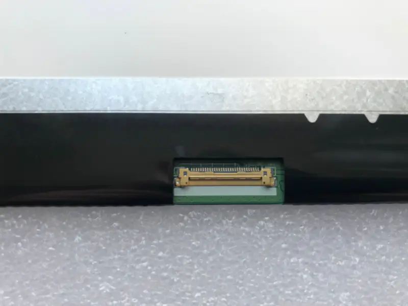 Téměř nový LCD panel B140XTN02.E AUO na výměnu