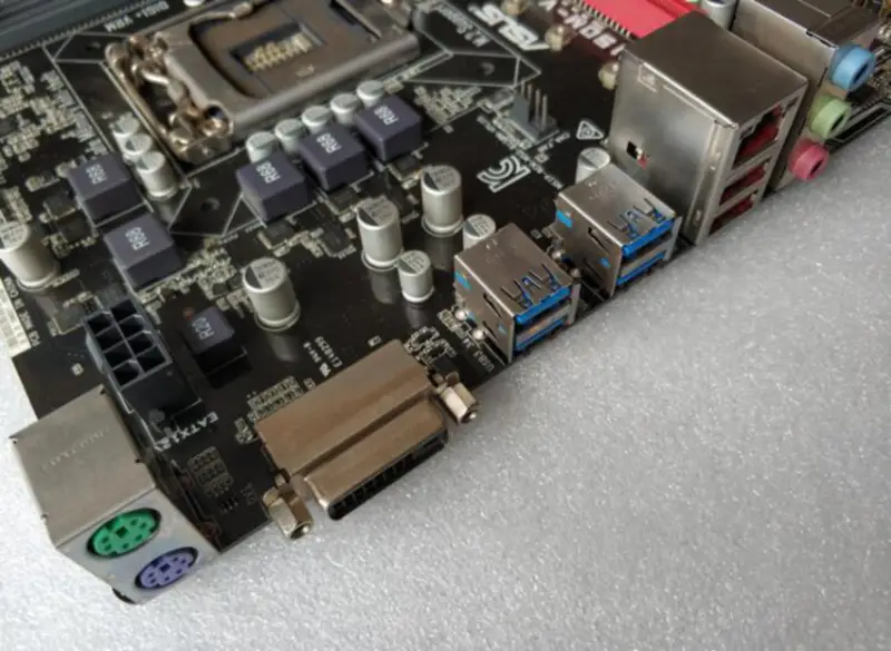 Základní deska Asus B150M-V PLUS LGA 1151 DDR4