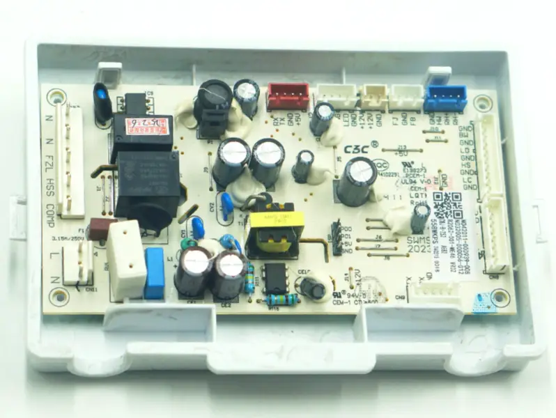 Řídicí deska chladničky Skyworth B2062-001-ME45