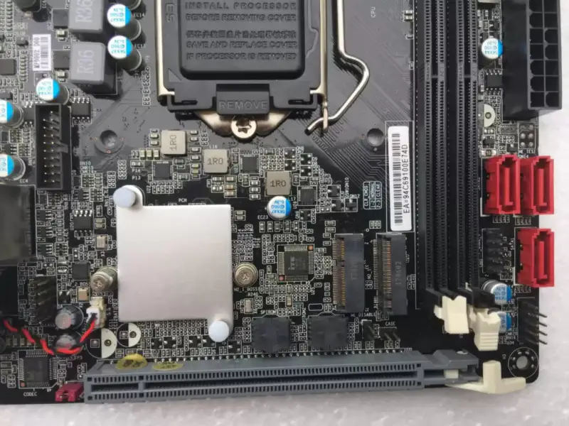 ECS B360H4-MI Základní deska B360 Chipset Mini-ITX