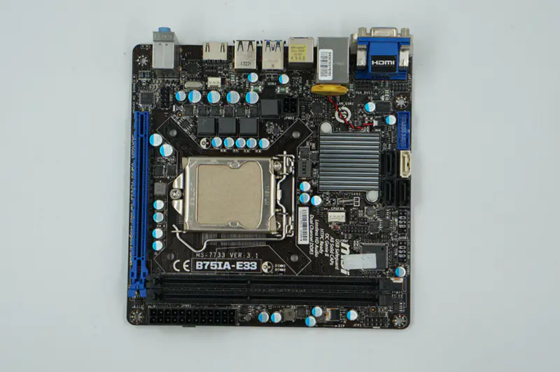 Základní deska MSI B75IA-E33 B75 LGA1155 Mini-ITX