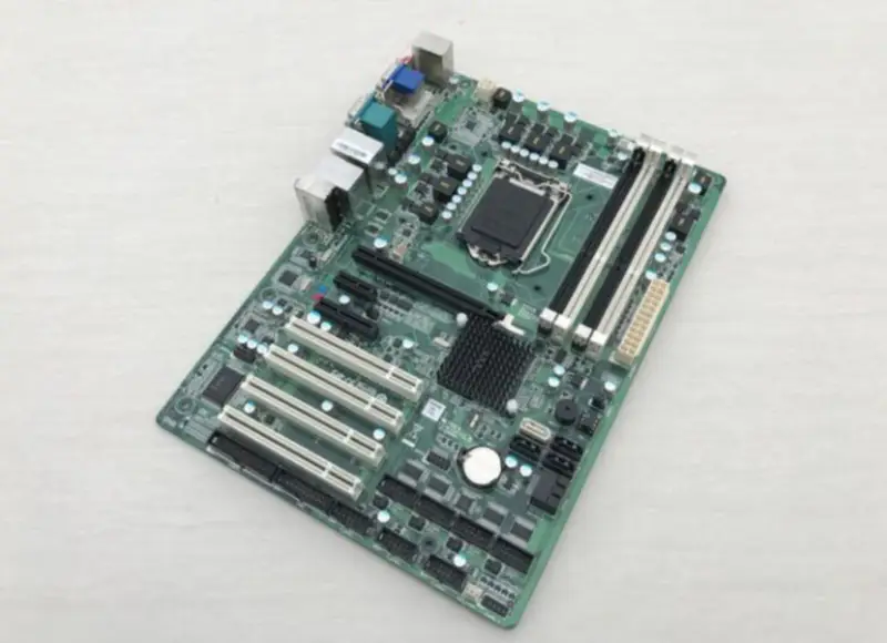 AXIOMTEK BIB75AHB-01 ATX průmyslová základní deska