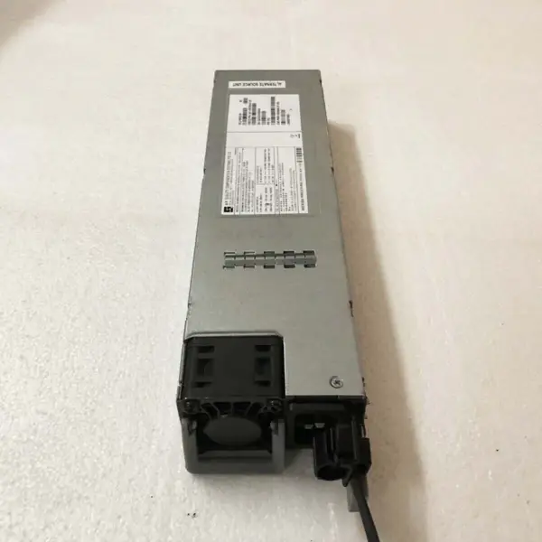 C9k-pwr-1600wac-r C9k-pwr-1600wac-r 341-100789-01 1600w napájecí zdroj pro C9500
