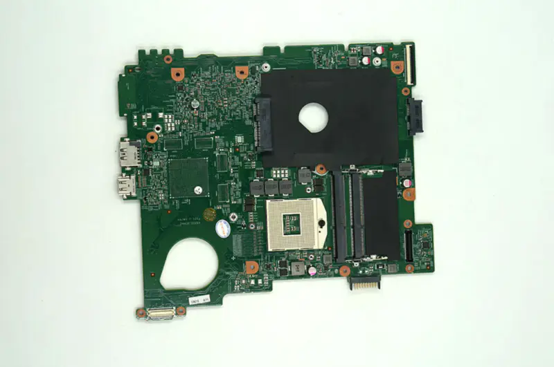 Základní deska Dell Vostro 3550 Y0RGW 0Y0RGW CN-0Y0RGW