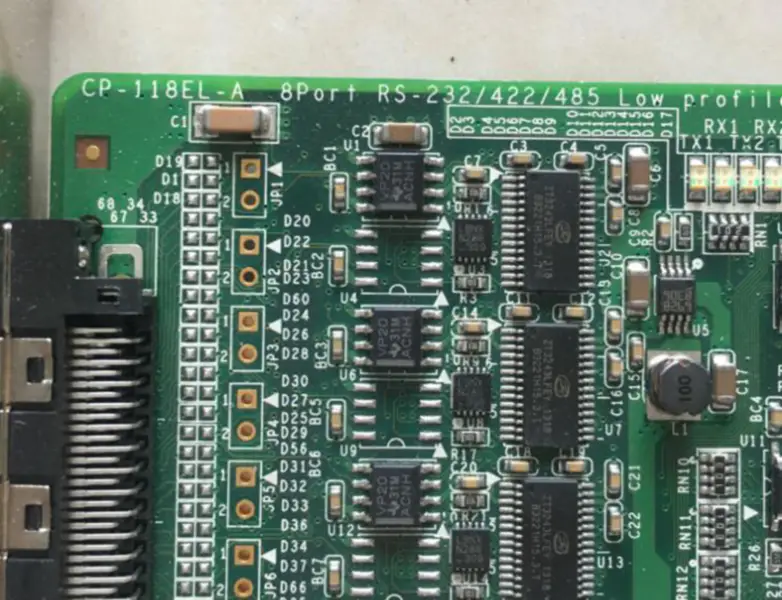 MOXA CP-118EL-A 8portová víceportová sériová karta PCIE RS232 422 485