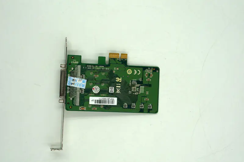 Moxa CP-168EL-A 8 Port RS-232 PCI Board průmyslová základní deska