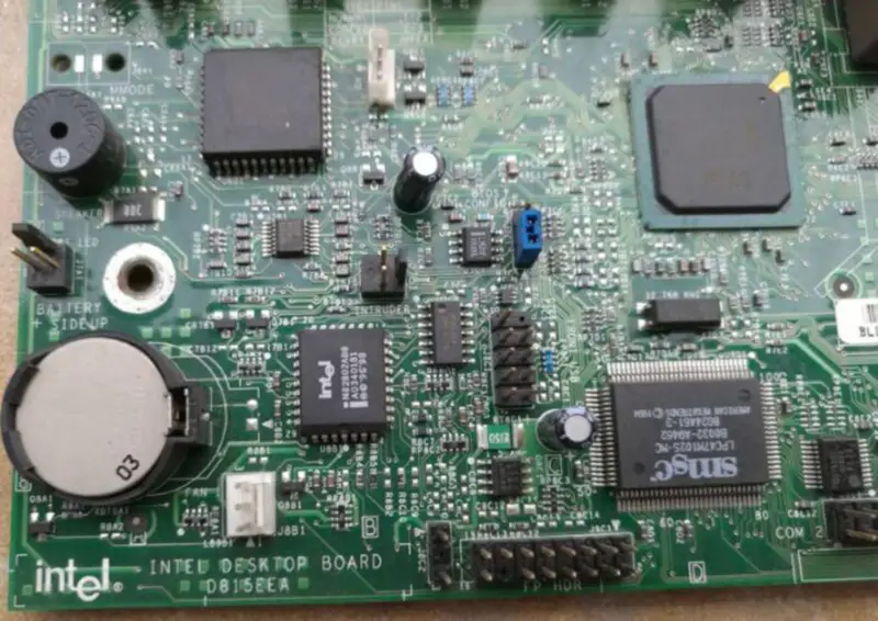 Základní deska pro průmyslová zařízení Intel D815EEA