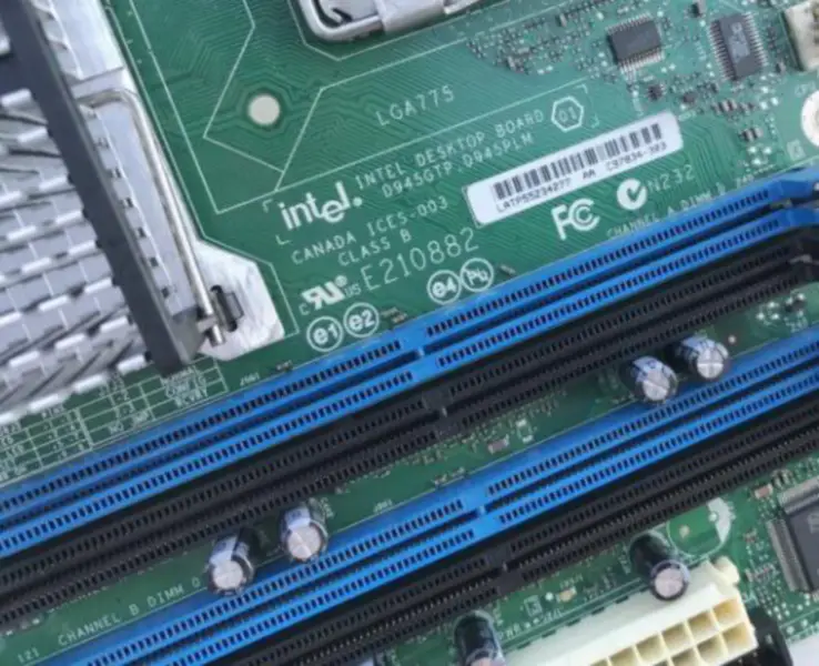 Intel D945GTP.D945PLM motherboard