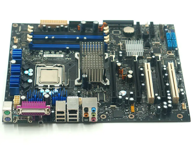 Intel D975XBX motherboard