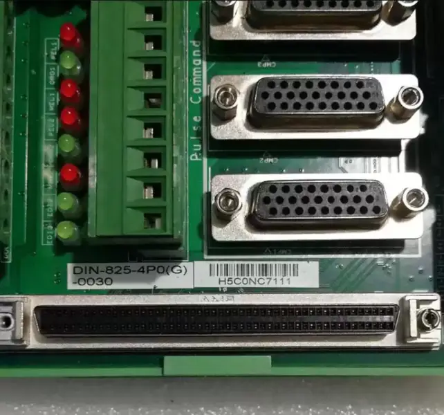 ADLINK DIN-825-4P0(EA)-003E DIN-825-4P0(G)-0010 Karta pro řízení pohybu