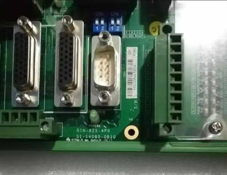ADLINK DIN-825-4P0(EA)-003E DIN-825-4P0(G)-0010 Karta pro řízení pohybu