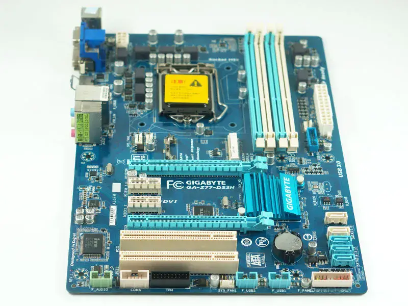 Gigabyte GA-Z77-DS3H REV:1.1 motherboard