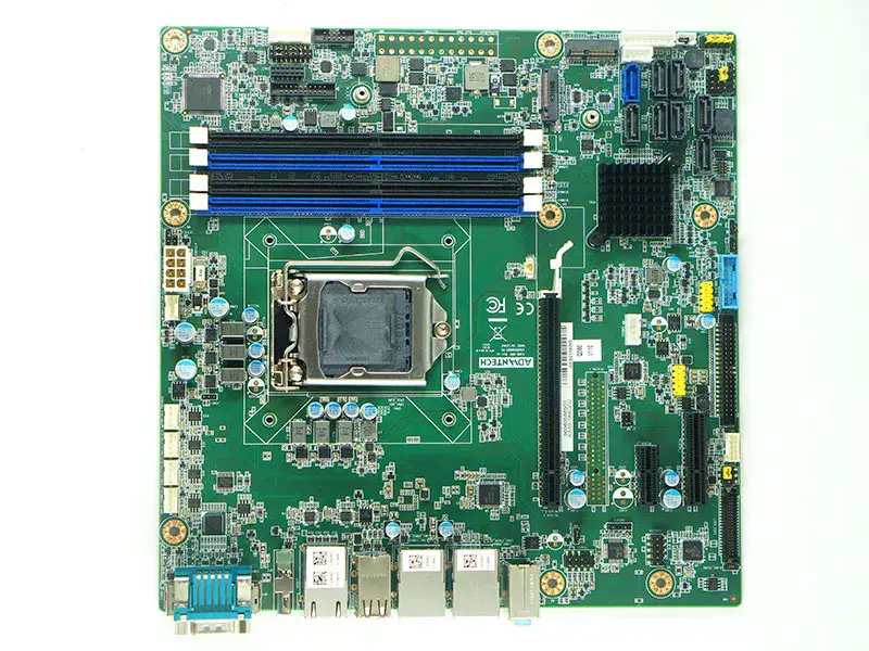 Základní deska Advantech AIMB-586
