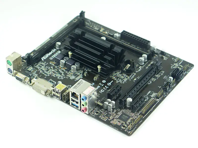 Základní deska Asrock Q1900M Integrovaný čtyřjádrový procesor J1900 DDR3