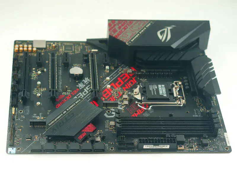 Základní deska ASUS ROG STRIX Z390-H GAMING