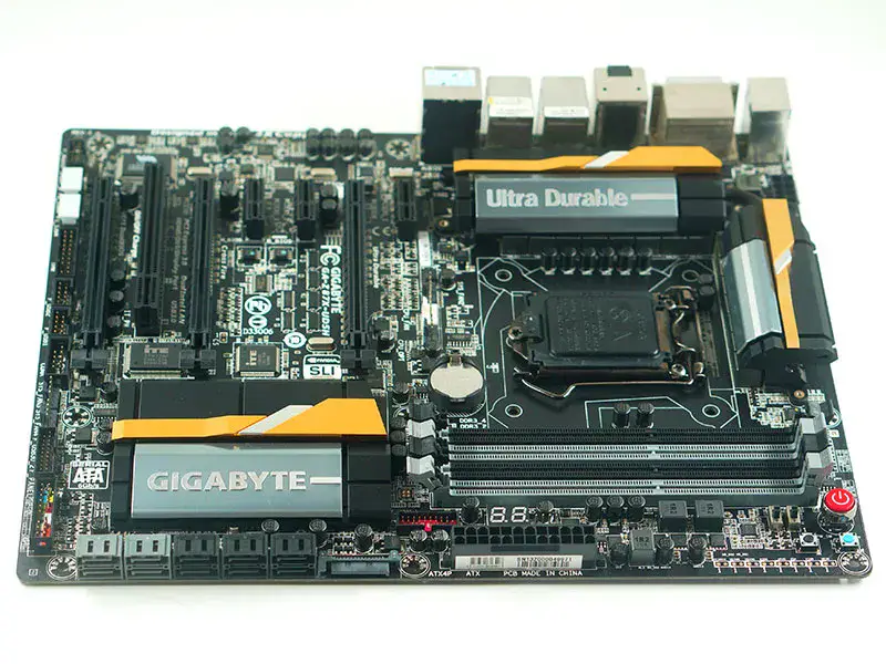 Základní deska Gigabyte GA-Z87X-UD5H LGA 1150 DDR3