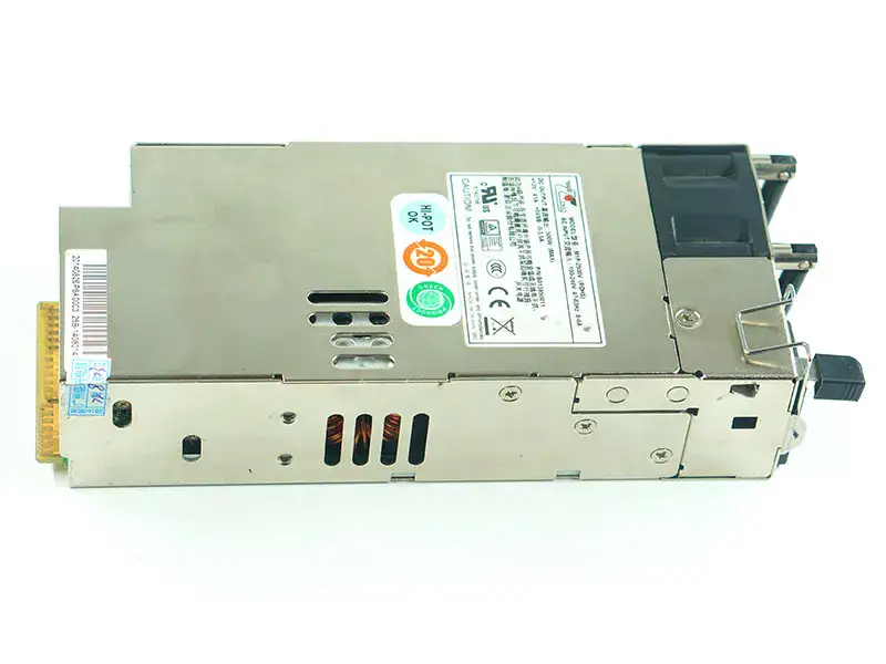 Napájecí zdroj Zippy Emacs M1P-2500V