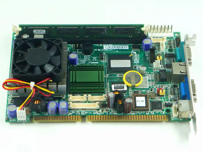 Advantech PCA-6774 Rev.A1 190K677403 PCA-6774F základní deska