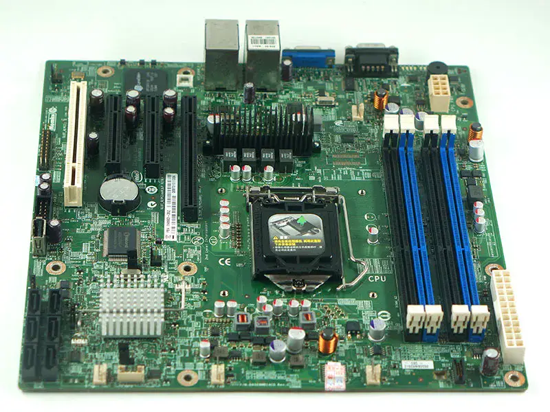 Základní deska Intel S1200BTS