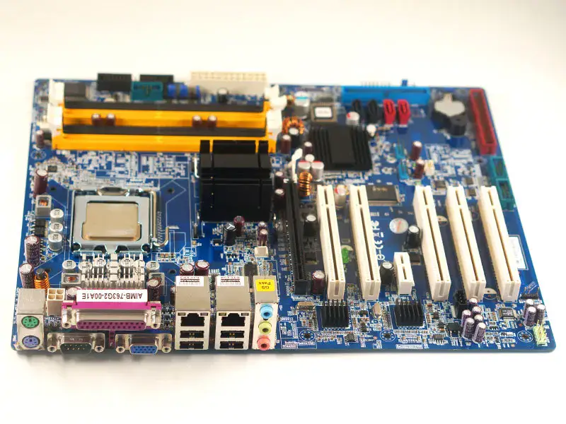 Základní deska Advantech AIMB-763G2