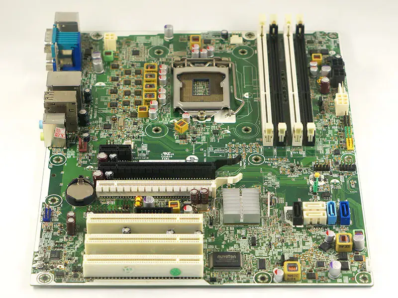 HP Compaq 8200 Elite 611796-003 611797-000 611835-001 Základní deska