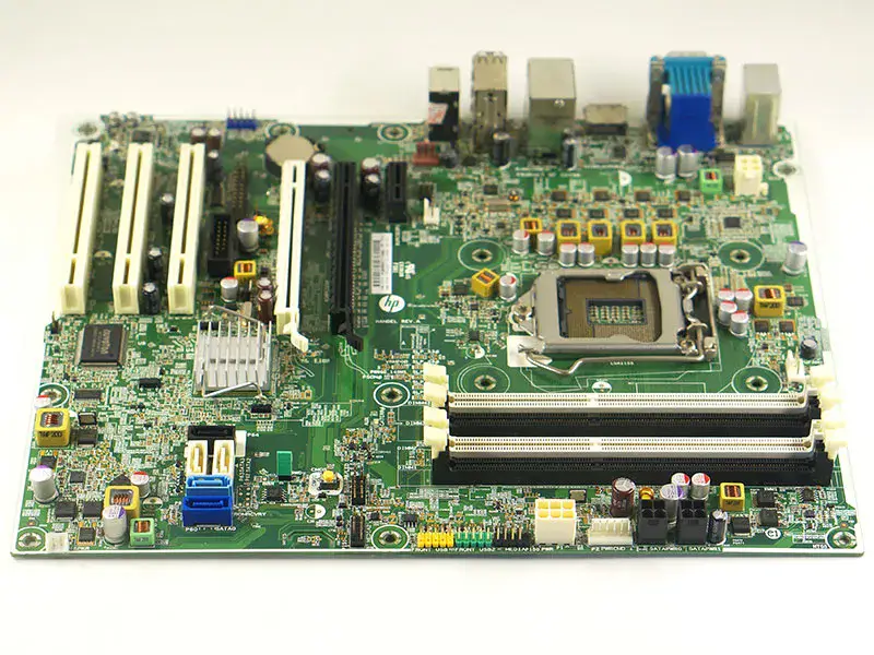 HP Compaq 8200 Elite 611796-003 611797-000 611835-001 Základní deska