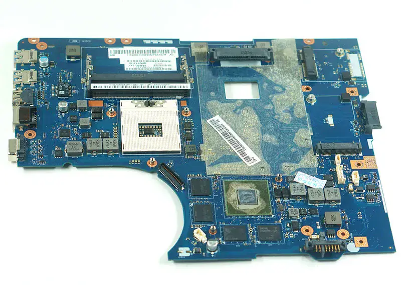 Základní deska Lenovo QIWY4LA-8002P Y580 LA-8002P ATX