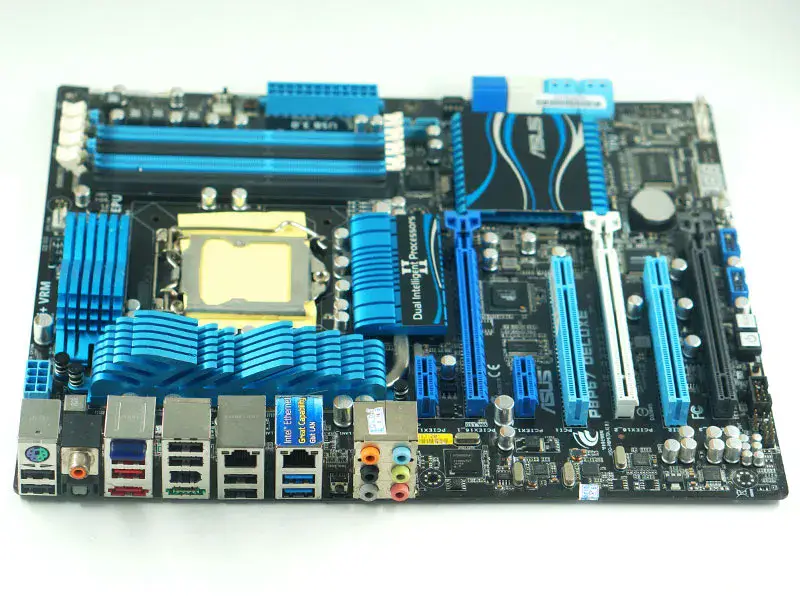 Základní deska Asus P8P67 DELUXE LGA1155 P67