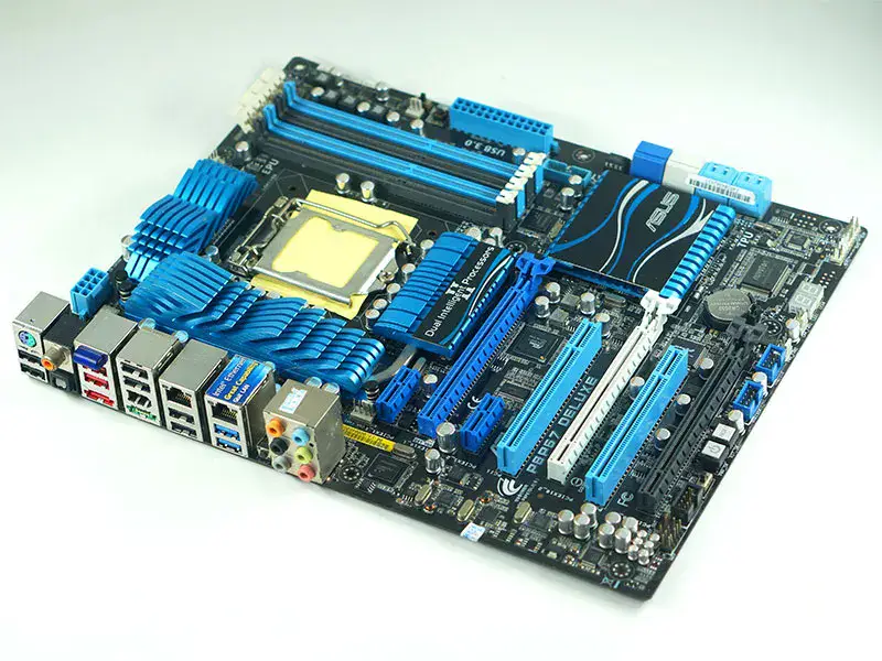 Základní deska Asus P8P67 DELUXE LGA1155 P67