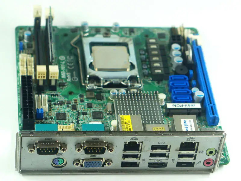 IMB-161-L Základní deska IMB-161-L/LVDS