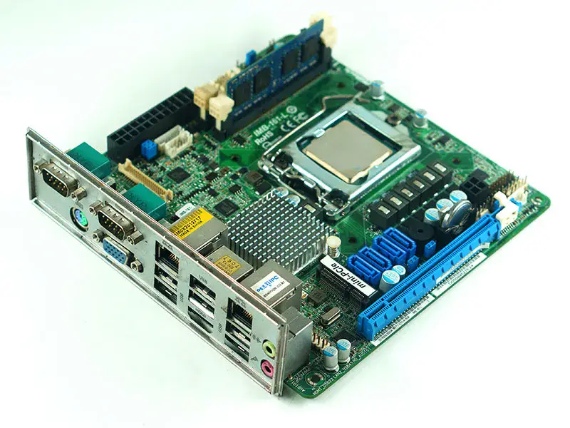 IMB-161-L Základní deska IMB-161-L/LVDS