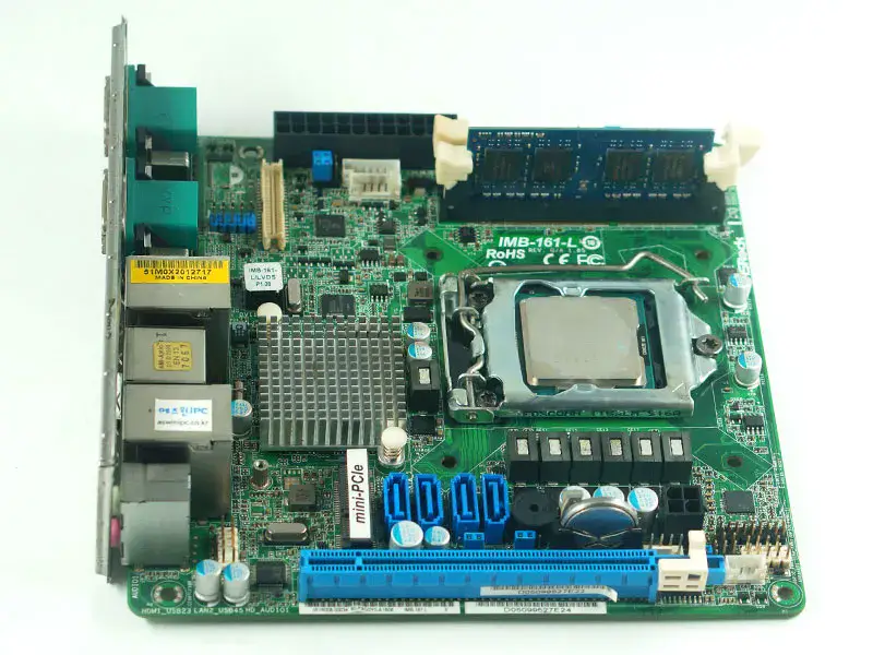 IMB-161-L Základní deska IMB-161-L/LVDS