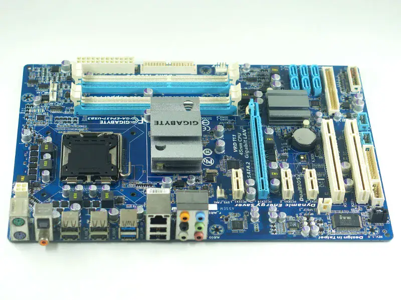 Gigabyte GA-EP43T-USB3 EP43T-USB3 Základní deska P43 LGA775 ATX