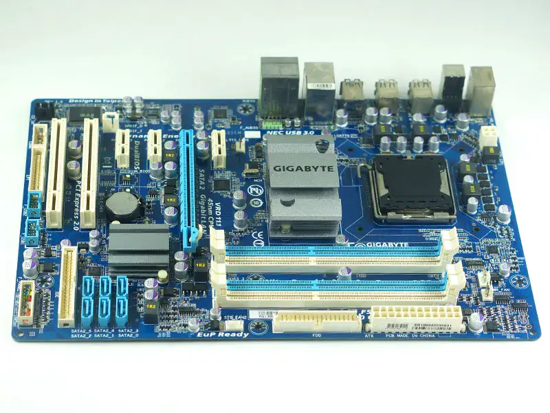Gigabyte GA-EP43T-USB3 EP43T-USB3 Základní deska P43 LGA775 ATX
