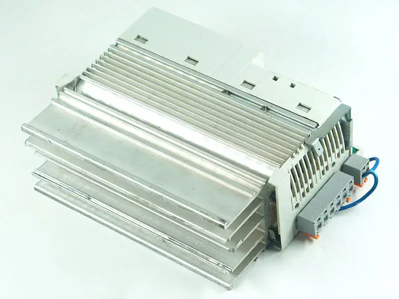 Lenze E82EV551-4C200 380V 0,55KW