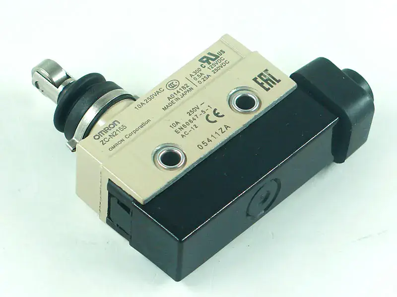 Spínač Omron ZC-N2155