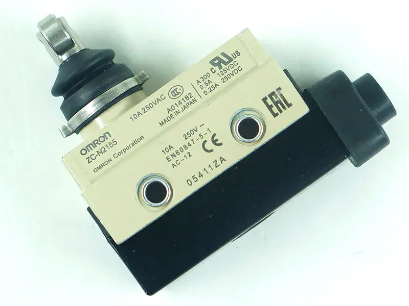 Spínač Omron ZC-N2155