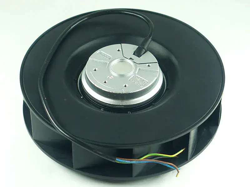 Ebmpapst R2E220-RB06-01 Ventilátor