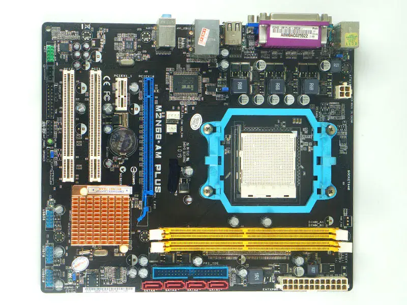 Základní deska Asus M2N68-AM PLUS AM2/AM2+ uATX