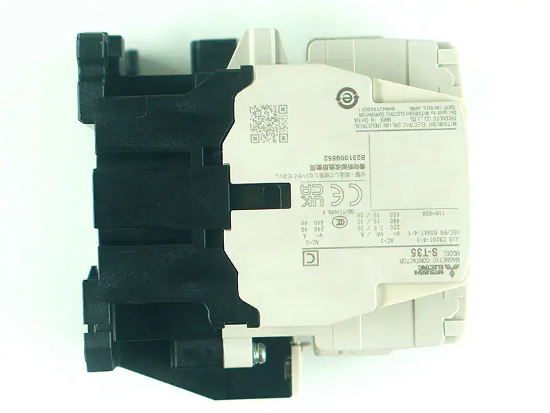 Magnetický stykač Mitsubishi S-T35