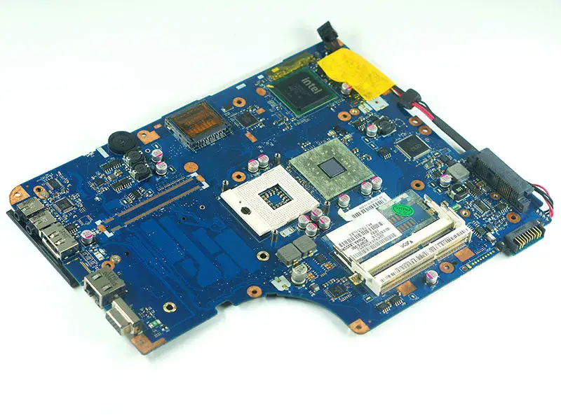 Toshiba K000092150 L500 L555 Základní deska